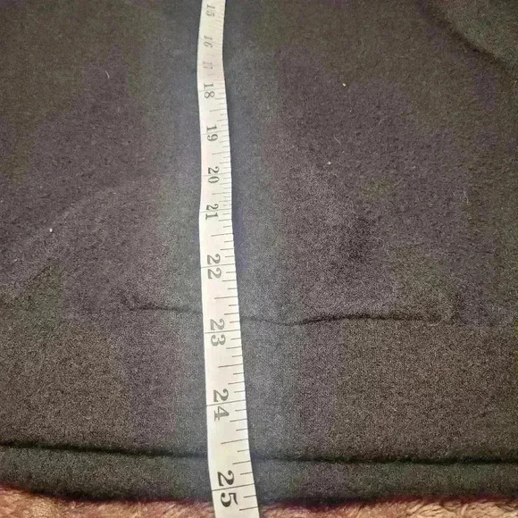 Perfect peach XL Black with red Checker sleeves. - Picture 8 of 10